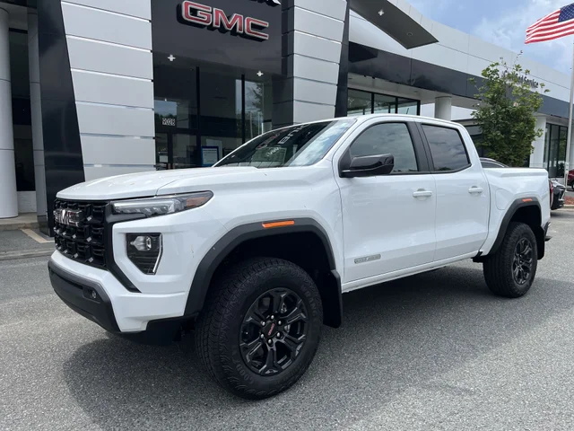 Nuevos GMC CANYON at Matthews in Liberty Buick GMC