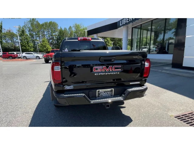Nuevos GMC CANYON at Matthews in Liberty Buick GMC