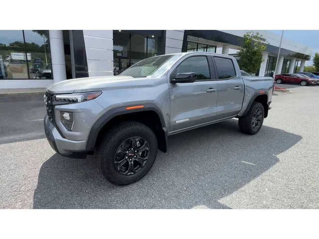 Nuevos GMC CANYON at Matthews in Liberty Buick GMC