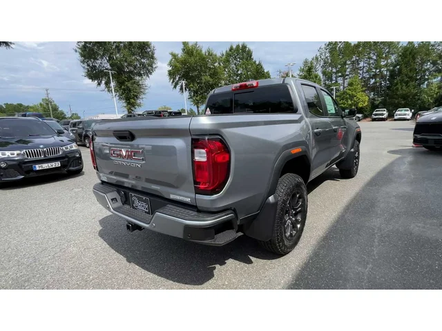 Nuevos GMC CANYON at Matthews in Liberty Buick GMC