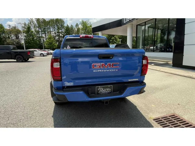 Nuevos GMC CANYON at Matthews in Liberty Buick GMC