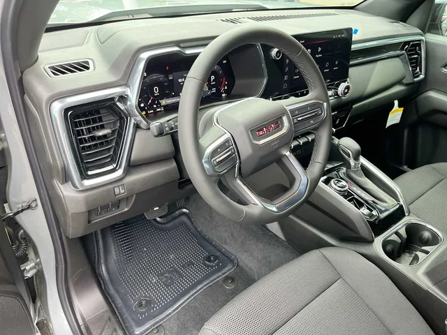 Nuevos GMC CANYON at Matthews in Liberty Buick GMC