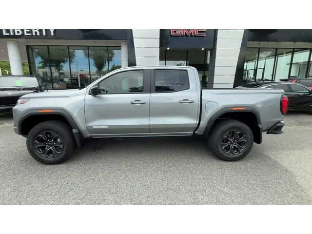 Nuevos GMC CANYON at Matthews in Liberty Buick GMC