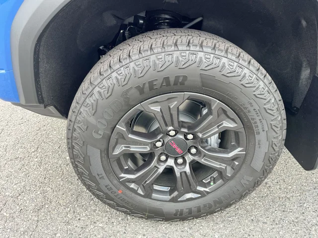 Nuevos GMC CANYON at Matthews in Liberty Buick GMC