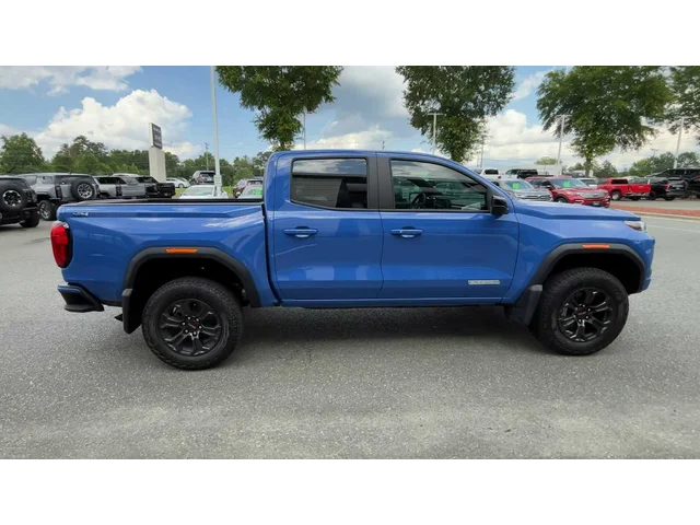 Nuevos GMC CANYON at Matthews in Liberty Buick GMC