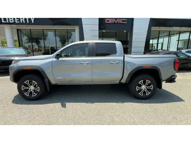Nuevos GMC CANYON at Matthews in Liberty Buick GMC