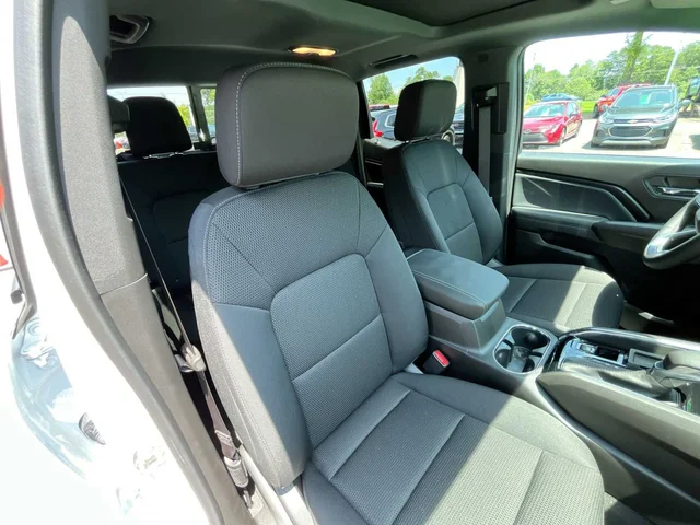 Nuevos GMC CANYON at Matthews in Liberty Buick GMC