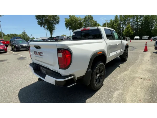 Nuevos GMC CANYON at Matthews in Liberty Buick GMC