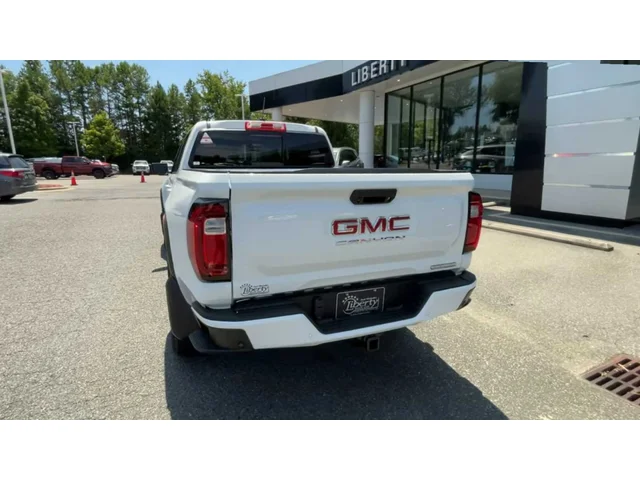Nuevos GMC CANYON at Matthews in Liberty Buick GMC