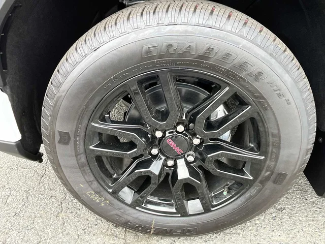 Nuevos GMC SIERRA 1500 at Matthews in Liberty Buick GMC