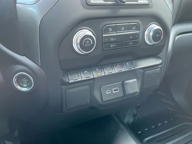 Nuevos GMC SIERRA 1500 at Matthews in Liberty Buick GMC