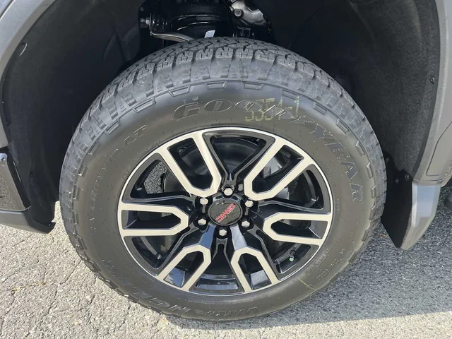 Nuevos GMC SIERRA 1500 at Matthews in Liberty Buick GMC