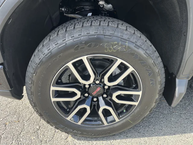 Nuevos GMC SIERRA 1500 at Matthews in Liberty Buick GMC