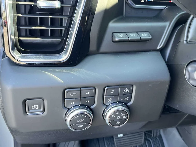 Nuevos GMC SIERRA 1500 at Matthews in Liberty Buick GMC