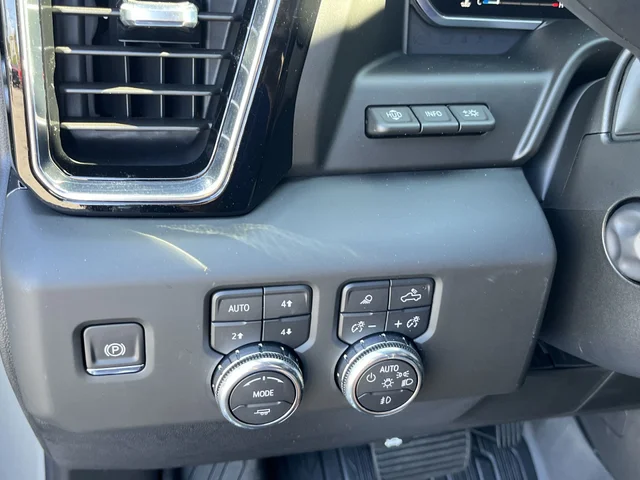 Nuevos GMC SIERRA 1500 at Matthews in Liberty Buick GMC