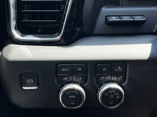 Nuevos GMC SIERRA 1500 at Matthews in Liberty Buick GMC