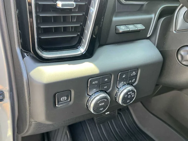 Nuevos GMC SIERRA 1500 at Matthews in Liberty Buick GMC