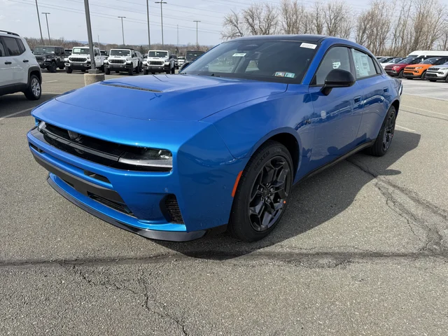 Nuevos DODGE CHARGER à Estados chez autogozo