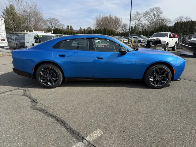 Nuevos DODGE CHARGER à Estados chez autogozo