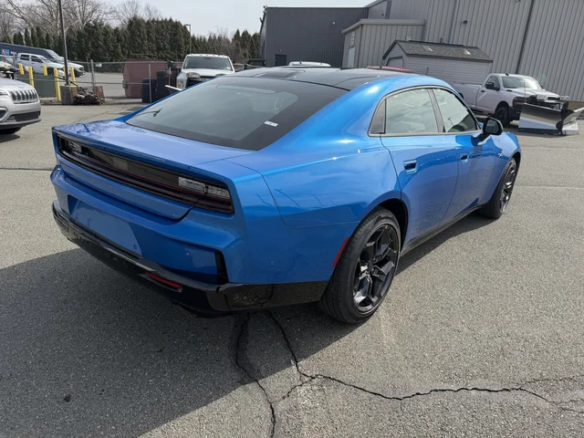 Nuevos DODGE CHARGER à Estados chez autogozo
