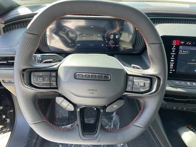 Nuevos DODGE CHARGER à Estados chez autogozo