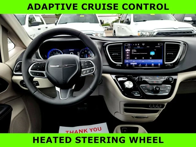 SEMINUEVOS CHRYSLER Pacifica at Columbus in Bob Caldwell Chrysler Jeep Dodge Ram