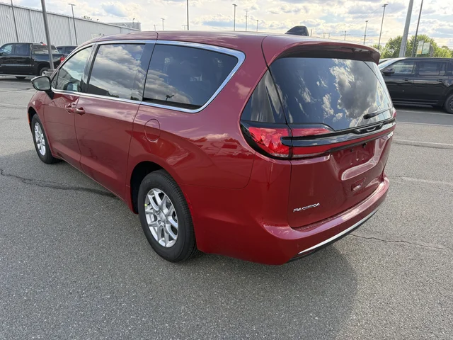 Nuevos CHRYSLER PACIFICA à Estados chez autogozo