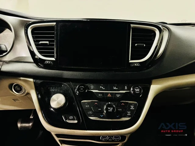 SEMINUEVOS CHRYSLER Pacifica a Estados en autogozo