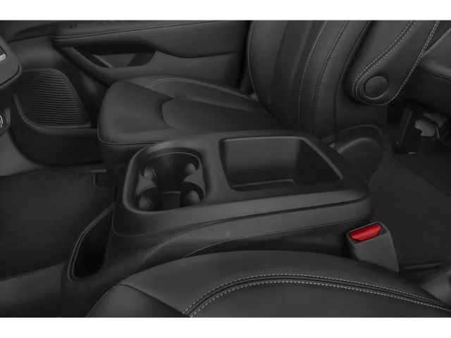 Nuevos CHRYSLER PACIFICA at Columbus in Bob Caldwell Chrysler Jeep Dodge Ram