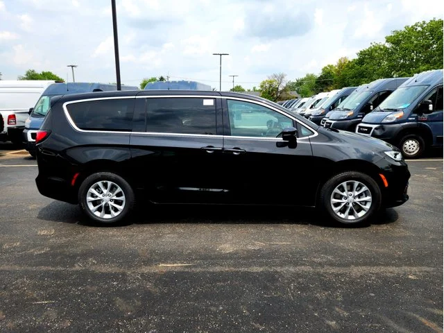 Nuevos CHRYSLER PACIFICA à Estados chez autogozo