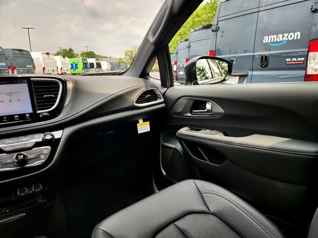 Nuevos CHRYSLER PACIFICA à Estados chez autogozo