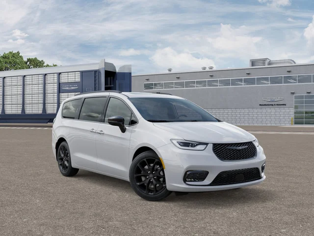 Nuevos CHRYSLER PACIFICA à Estados chez autogozo