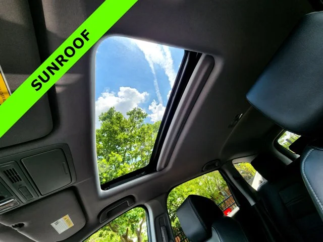 SEMINUEVOS HONDA CR-V at Columbus in Bob Caldwell Chrysler Jeep Dodge Ram