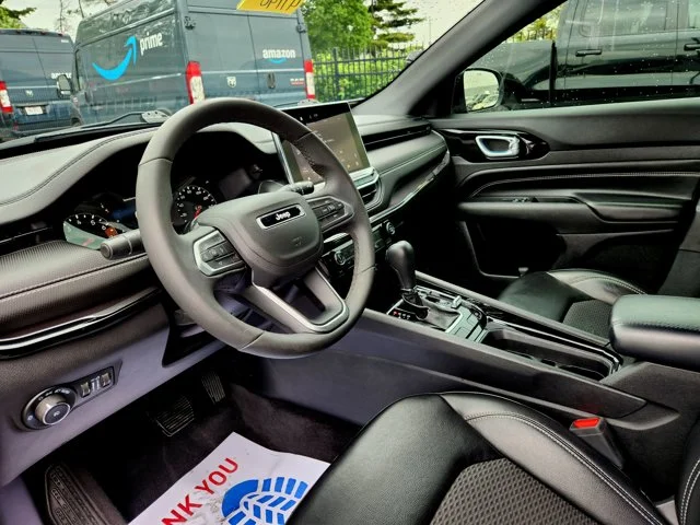 SEMINUEVOS JEEP Compass at Columbus in Bob Caldwell Chrysler Jeep Dodge Ram