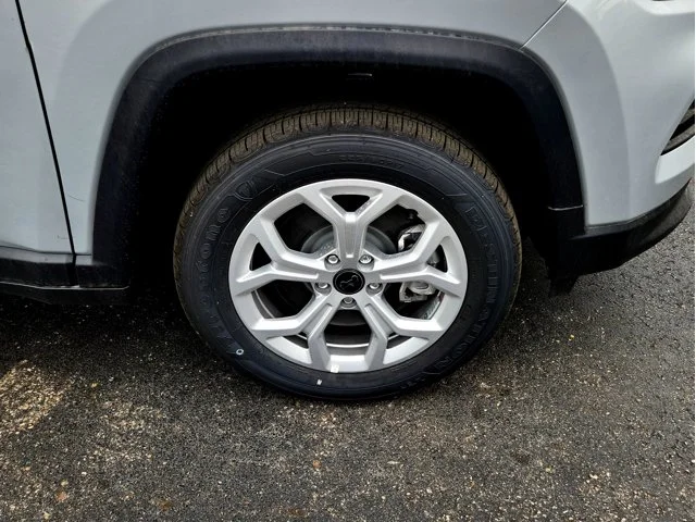 Nuevos JEEP COMPASS at Columbus in Bob Caldwell Chrysler Jeep Dodge Ram