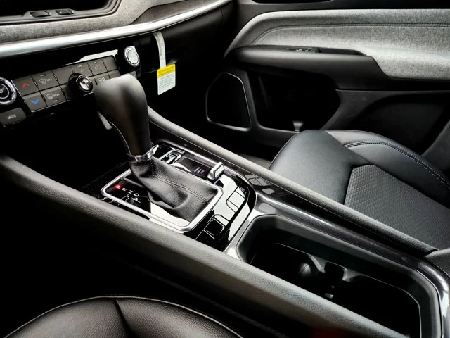 Nuevos JEEP COMPASS at Columbus in Bob Caldwell Chrysler Jeep Dodge Ram