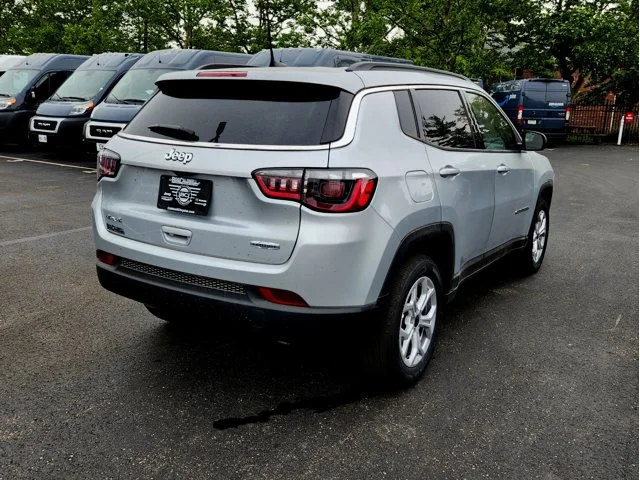 Nuevos JEEP COMPASS at Columbus in Bob Caldwell Chrysler Jeep Dodge Ram