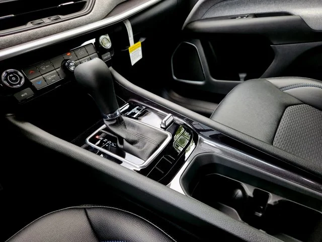 Nuevos JEEP COMPASS at Columbus in Bob Caldwell Chrysler Jeep Dodge Ram