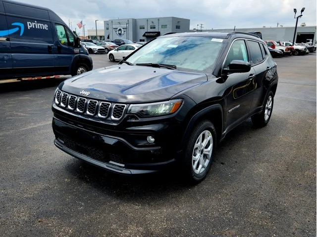 Nuevos JEEP COMPASS at Columbus in Bob Caldwell Chrysler Jeep Dodge Ram