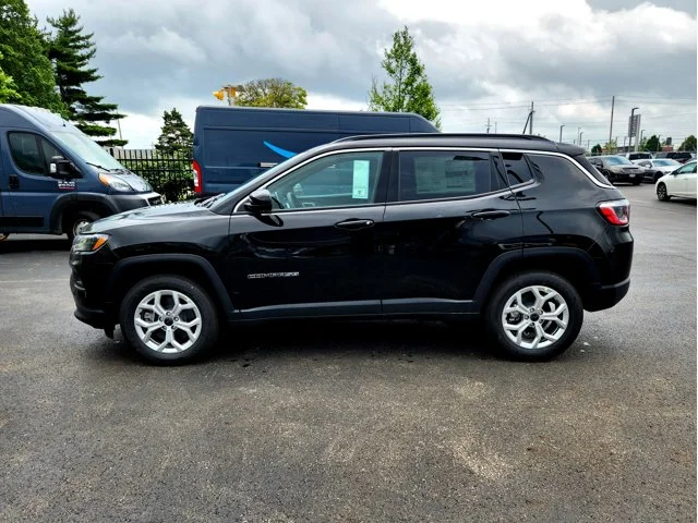 Nuevos JEEP COMPASS at Columbus in Bob Caldwell Chrysler Jeep Dodge Ram