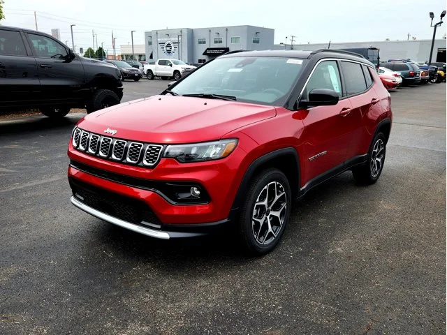 Nuevos JEEP COMPASS at Columbus in Bob Caldwell Chrysler Jeep Dodge Ram