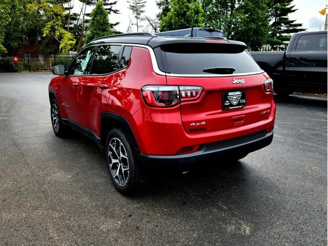 Nuevos JEEP COMPASS at Columbus in Bob Caldwell Chrysler Jeep Dodge Ram