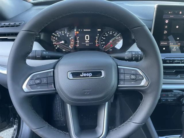 Nuevos JEEP COMPASS à Estados chez autogozo