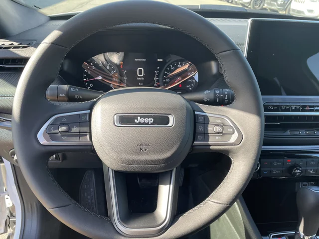 Nuevos JEEP COMPASS à Estados chez autogozo