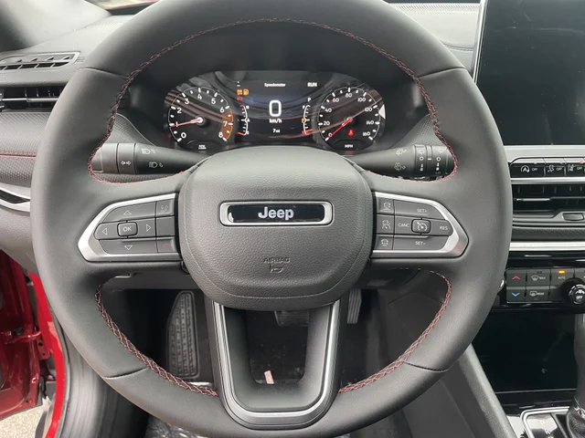 Nuevos JEEP COMPASS à Estados chez autogozo