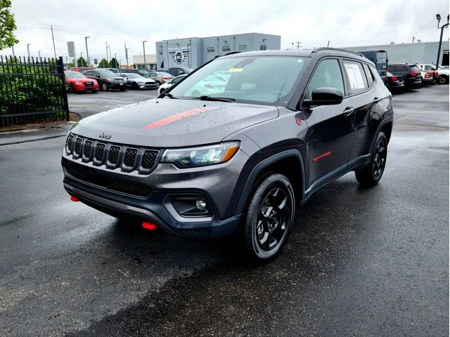 SEMINUEVOS JEEP Compass at Columbus in Bob Caldwell Chrysler Jeep Dodge Ram