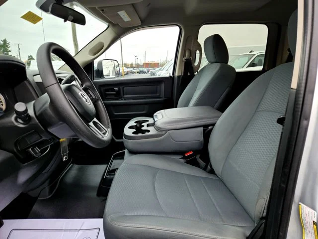 SEMINUEVOS RAM 3500 at Columbus in Bob Caldwell Chrysler Jeep Dodge Ram
