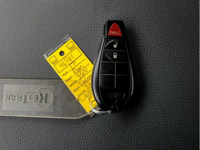 SEMINUEVOS RAM 3500 at Columbus in Bob Caldwell Chrysler Jeep Dodge Ram