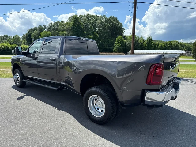Nuevos RAM RAM 3500 at Mount Airy in Mount Airy Chrysler Dodge Jeep Ram Fiat