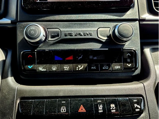 Nuevos RAM PROMASTER 2500 at Columbus in Bob Caldwell Chrysler Jeep Dodge Ram